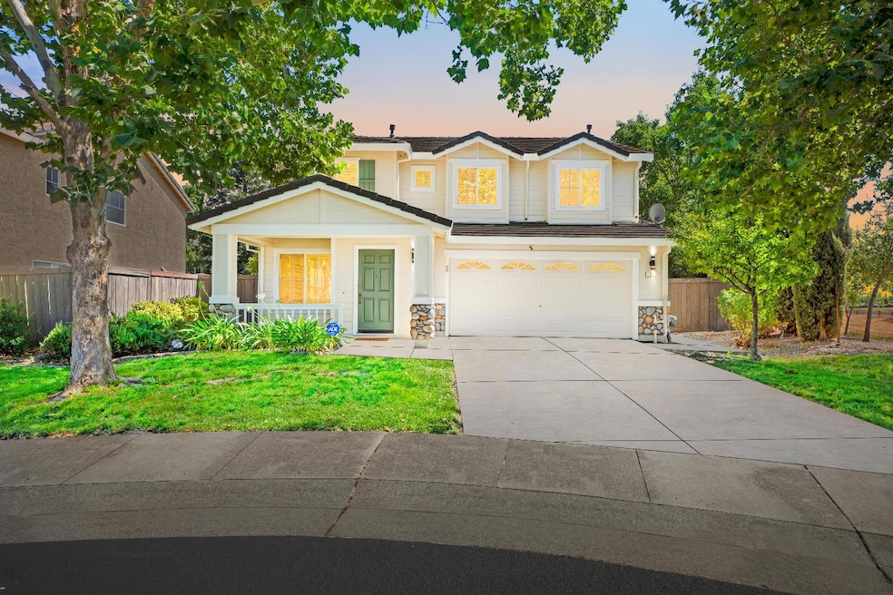 Sold $672,500 • Co-Listing Agent