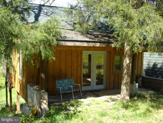 416 Brierly Spring Ln, Shepherdstown, WV 25443 - photo 1