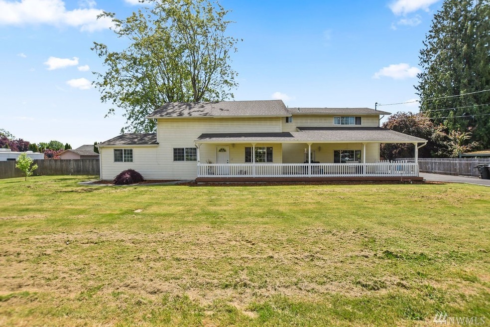 3717 Oak St, Longview, WA 98632 - photo 1