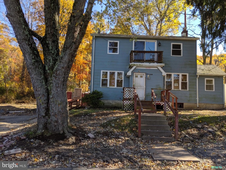 3320 S 7th St, Emmaus, PA 18049 - photo 1