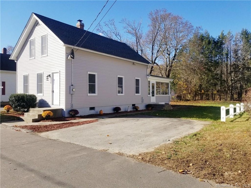 19 Palmer Ln, Plainfield, CT 06374 - photo 1