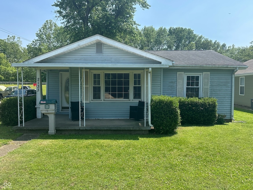 2133 10th St, Columbus, IN 47201 - photo 1