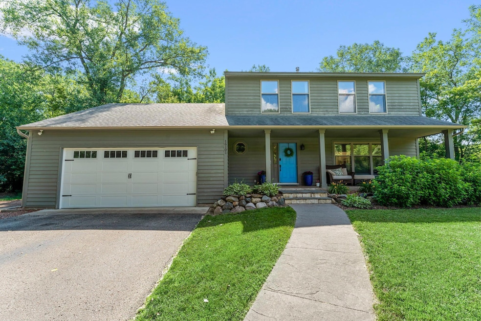 16101 Boulder Creek Dr, Minnetonka, MN 55345 - photo 1