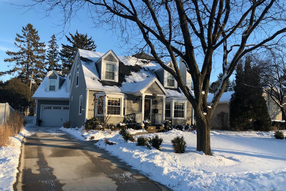 Sold $745,000 • Co-Listing Agent