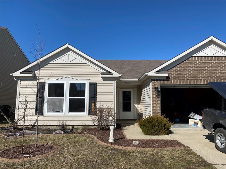 860 Sylvan St, Whiteland, IN 46184 - photo 1