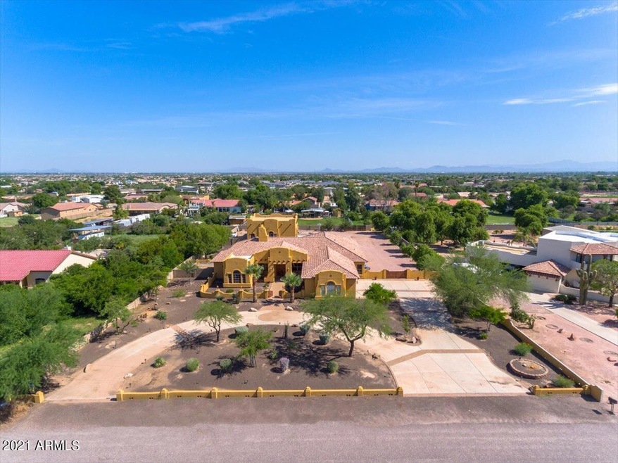 01-1Aerial front of home