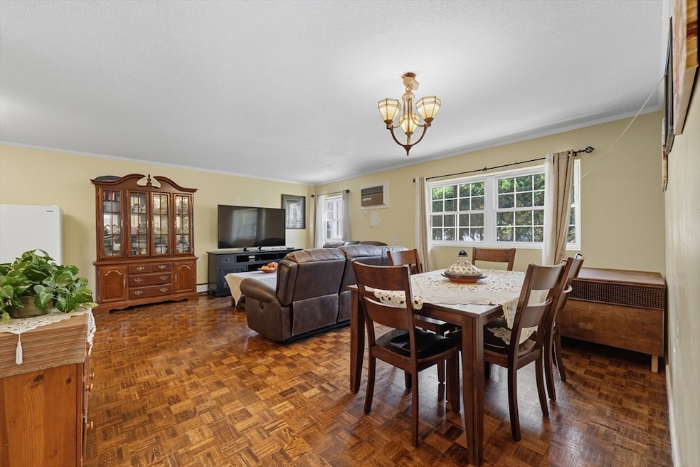 257 N Main St unit 4, Andover, MA 01810 - photo 1