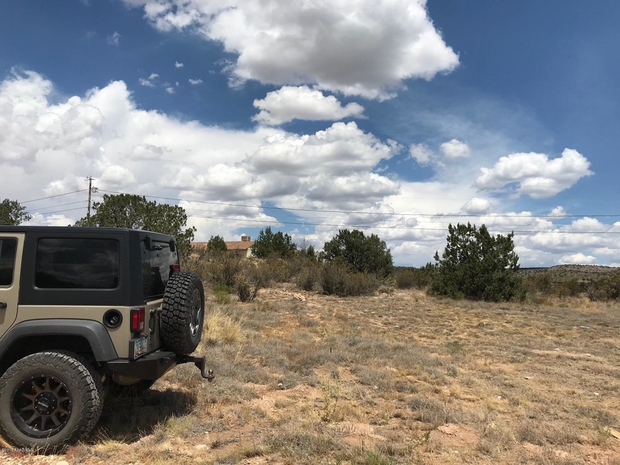 370 E Alpine Dr, Paulden, AZ 86334 - photo 1