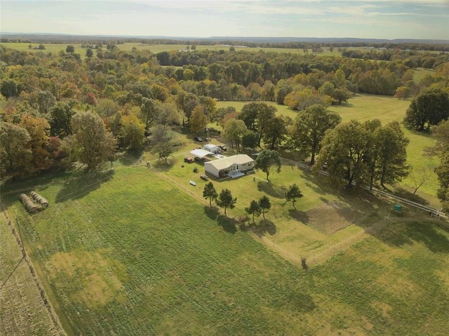 13893 White Oak Rd, Fayetteville, AR 72704 - photo 1