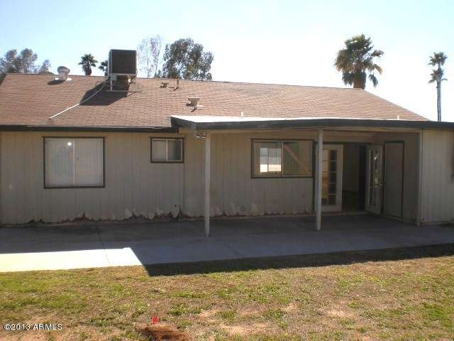 023-276880 back center