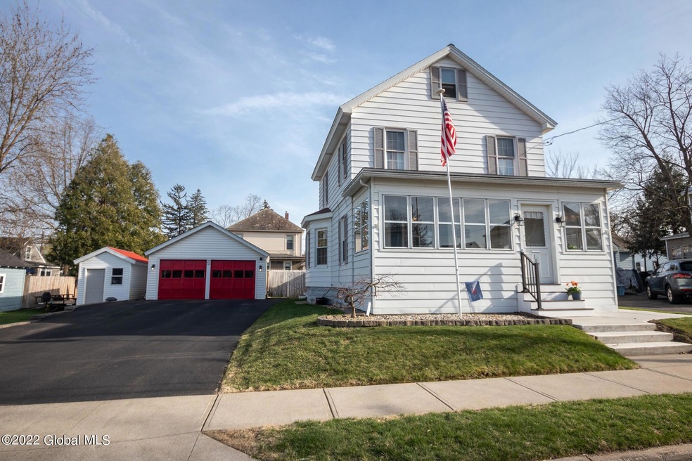 107 4th St, Schenectady, NY 12302 - photo 1