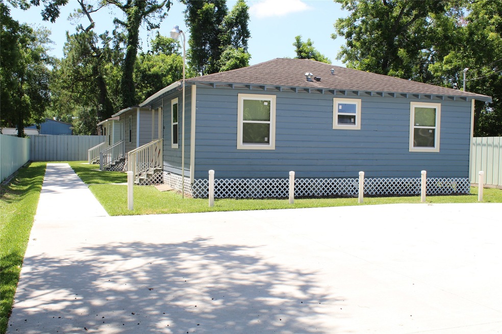 4326 Tampico St, Houston, TX 77016 - photo 1