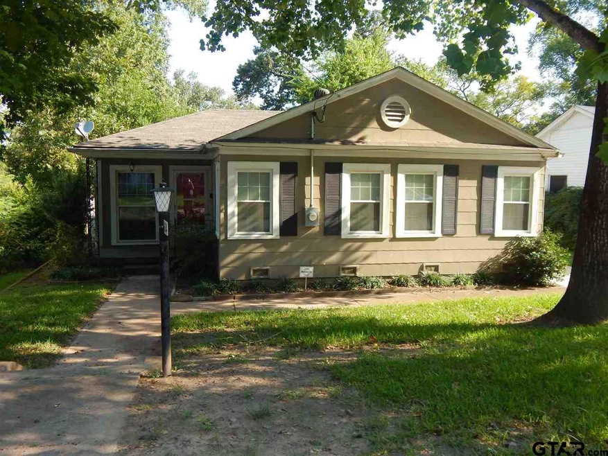 634 E Barbara St, Tyler, TX 75701 - photo 1