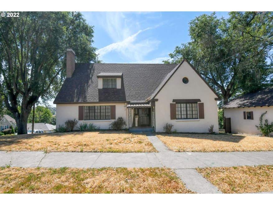 1104 NW Despain Ave, Pendleton, OR 97801 - photo 1