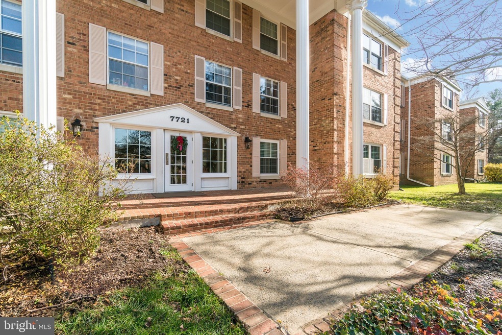 7721 Tremayne Place unit 312, McLean, VA 22102 - photo 1