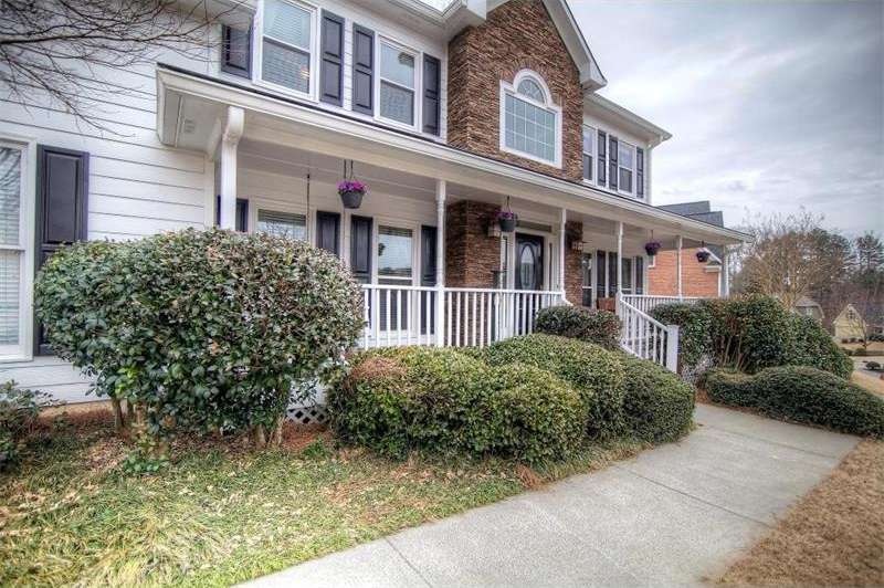 SOUTHERN CHARM MEETS MODERN STYLE. YOU DESERVE THE