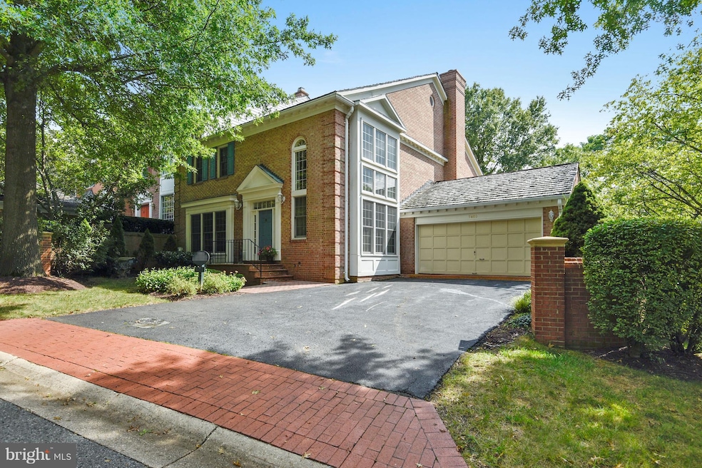 9480 Turnberry Dr, Potomac, MD 20854 - photo 1