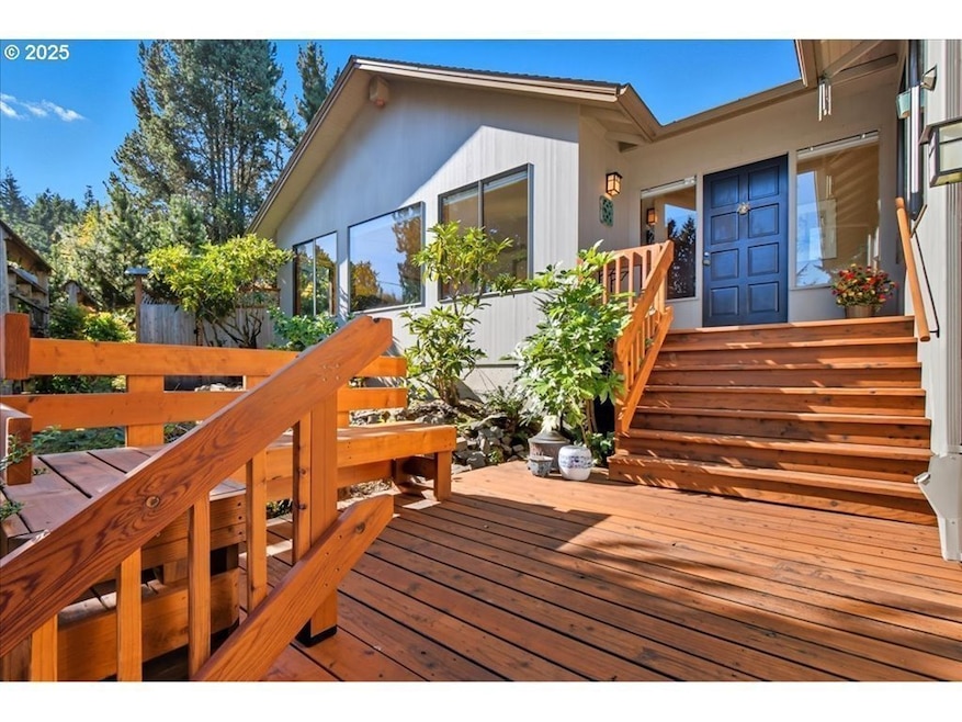 2635 SW Sherwood Place, Portland, OR 97201 - photo 1