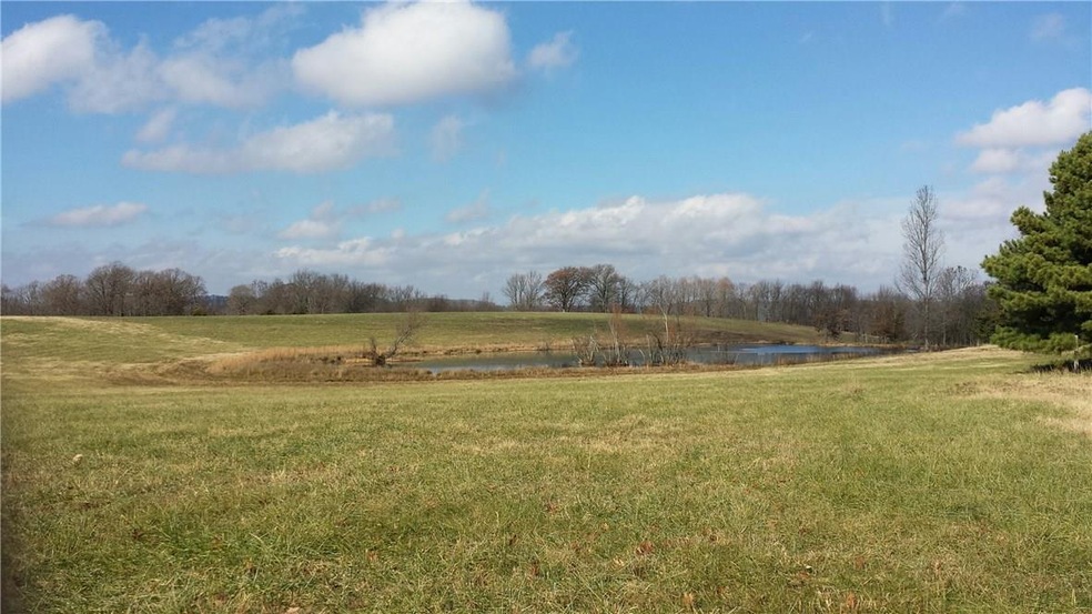 20511 Shackelford Rd, Fayetteville, AR 72701 - photo 1