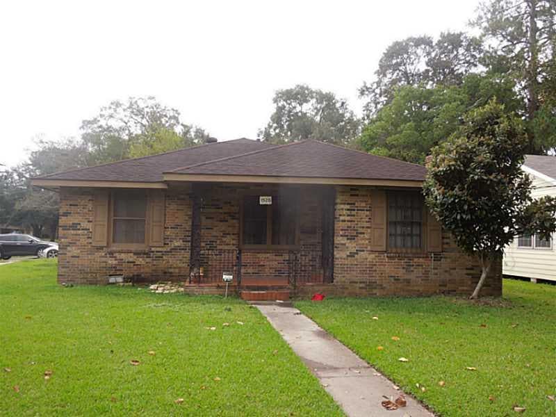 Exterior Front.