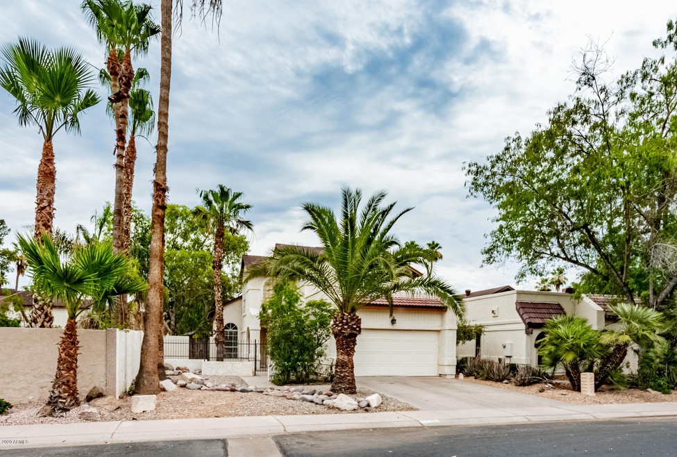 1709 N Apache Dr-3