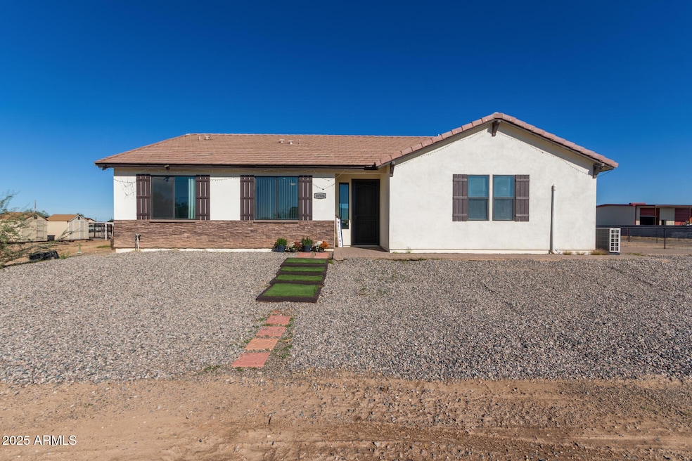 30504 W Mckinley St, Buckeye, AZ 85396 - photo 1