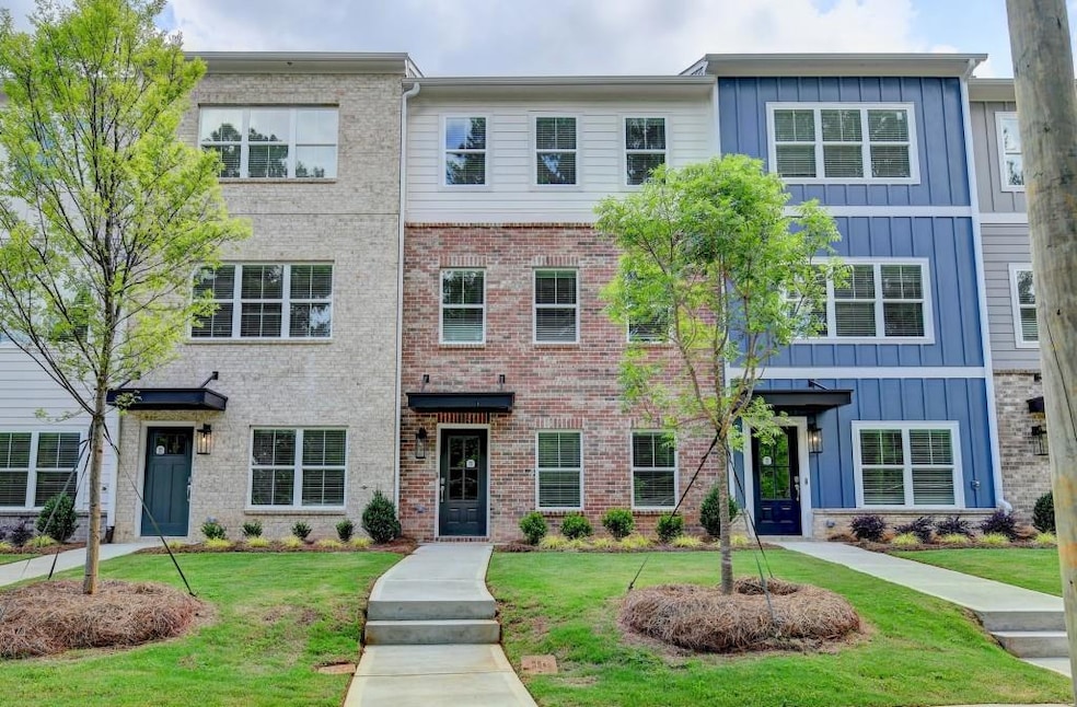 For Sale $399,900 • Co-Listing Agent