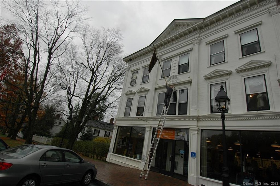 16 South St unit 3 A, Litchfield, CT 06759 - photo 1