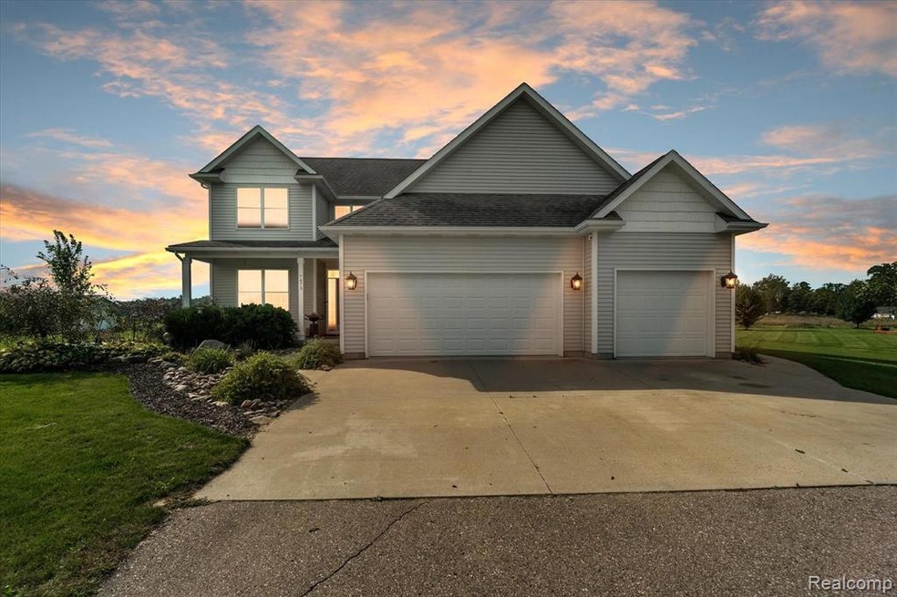 7473 Hill Rd, Swartz Creek, MI 48473 - photo 1