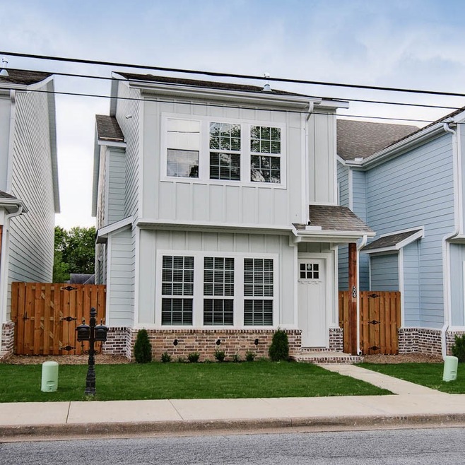 502 W Persimmon St, Rogers, AR 72756 - photo 1