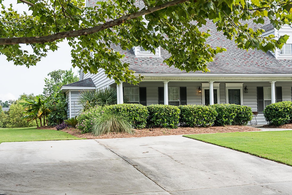 3379Queensgate-3