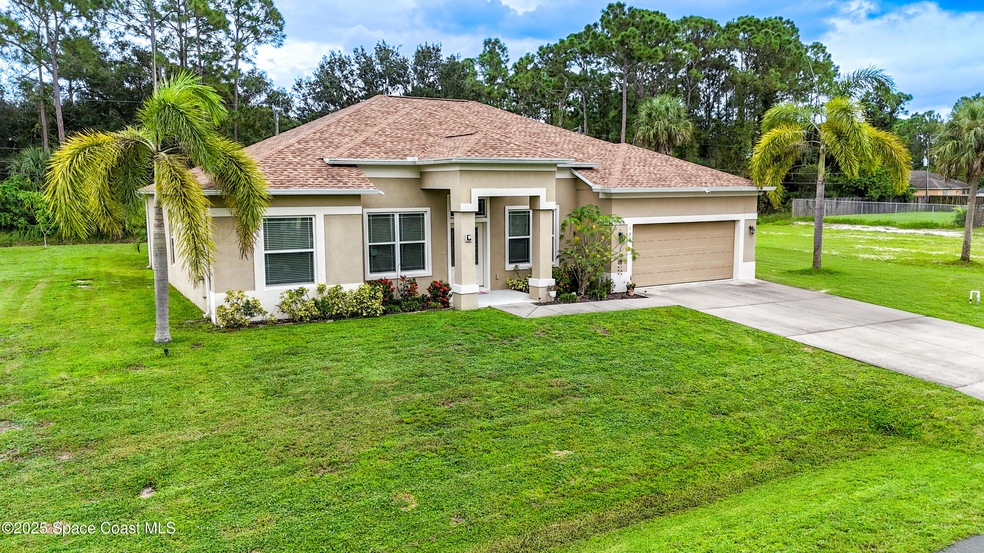 185 Dandridge Ave NW, Palm Bay, FL 32907 - photo 1