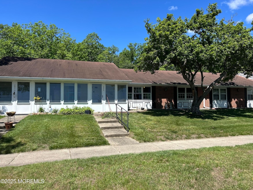 246B Jefferson - house