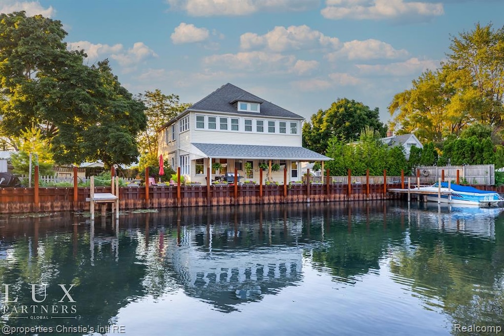 14660 Klenk Island, Detroit, MI 48215 - photo 1