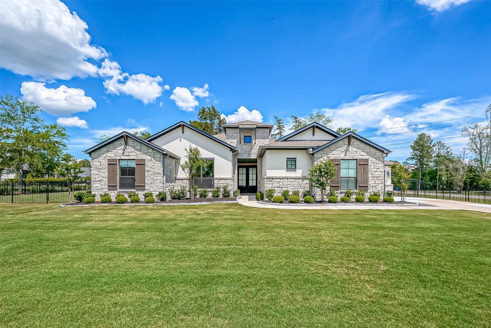 31134 Roanoke Woods Dr, Tomball, TX 77375 - photo 1