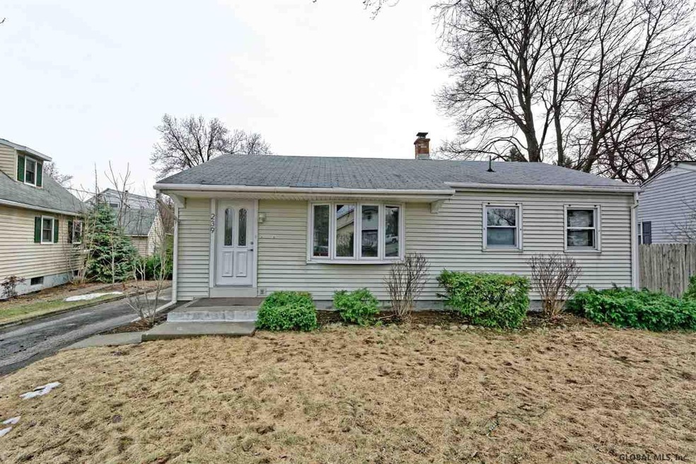 239 Old Niskayuna Rd, Latham, NY 12110 - photo 1