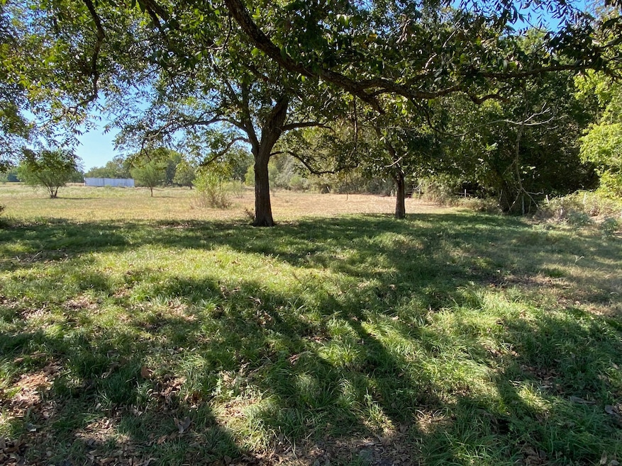 Sh 36 N, Brenham, TX 77833 - photo 1