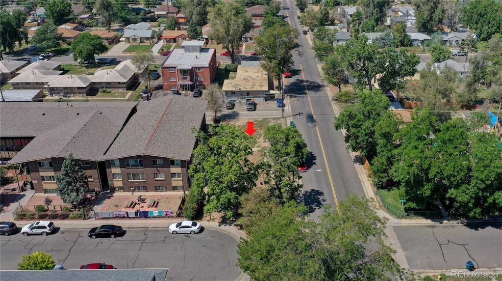 1695 Alton St, Aurora, CO 80010 - photo 1