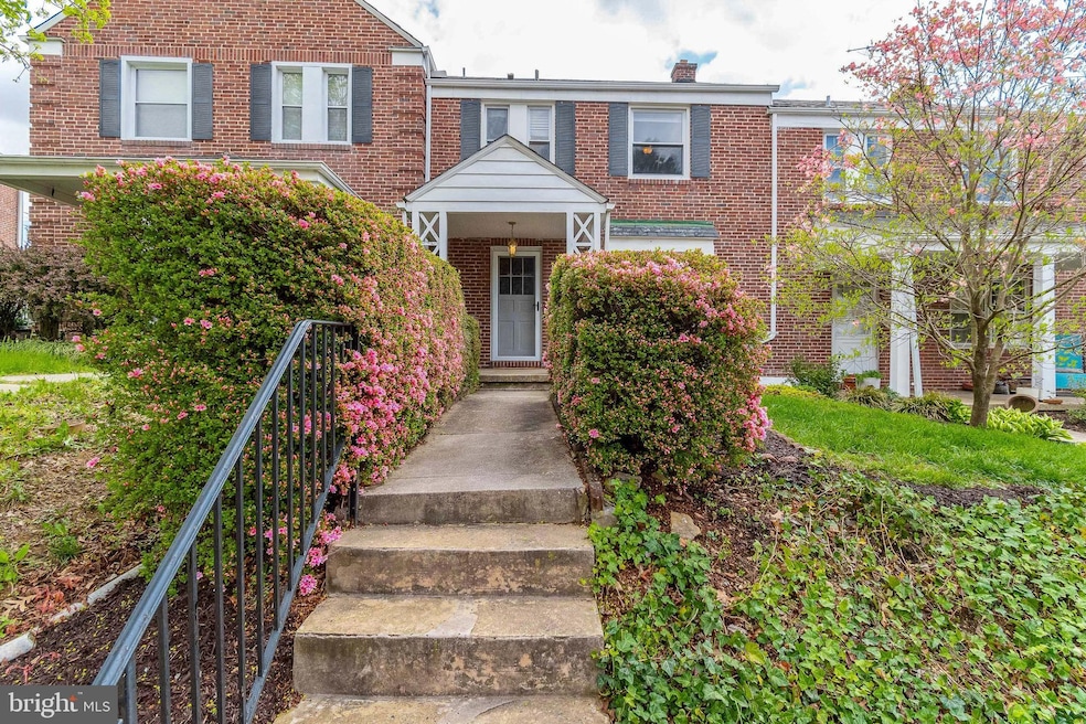 3707 Ednor Rd, Baltimore, MD 21218 - photo 1