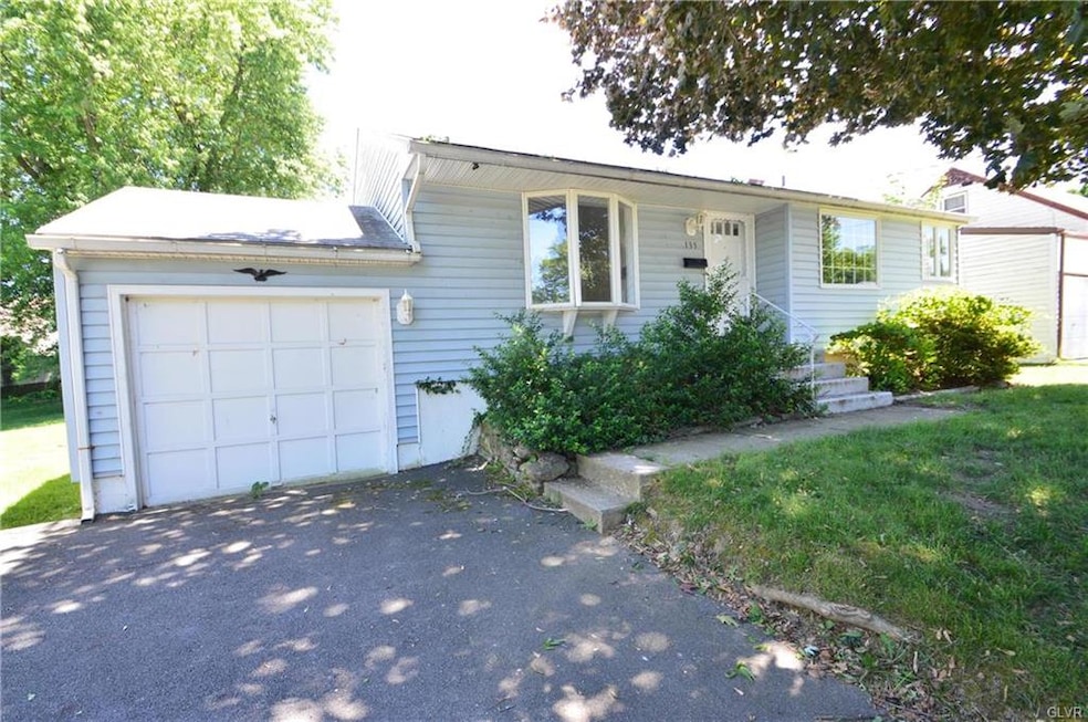 135 Riverview Rd, Phillipsburg, PA 08865 - photo 1