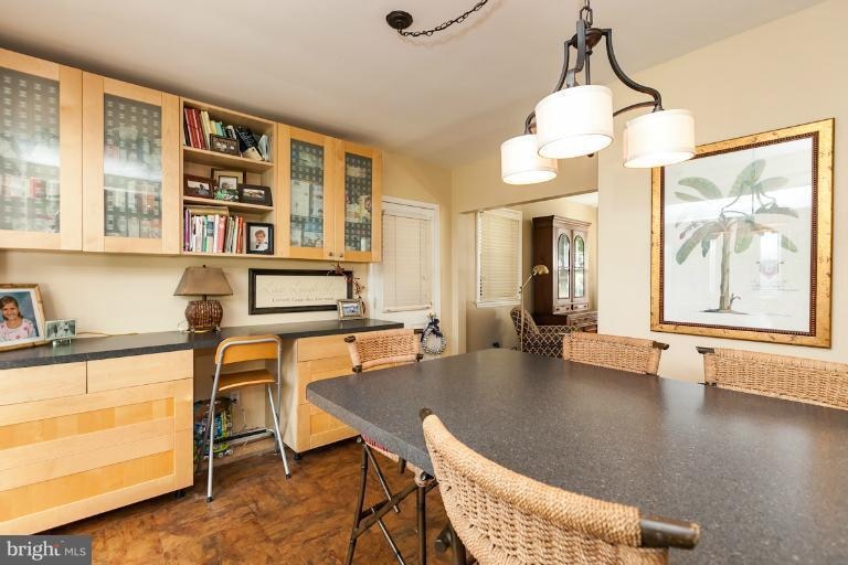 427 Range Rd, Towson, MD 21204 - photo 1