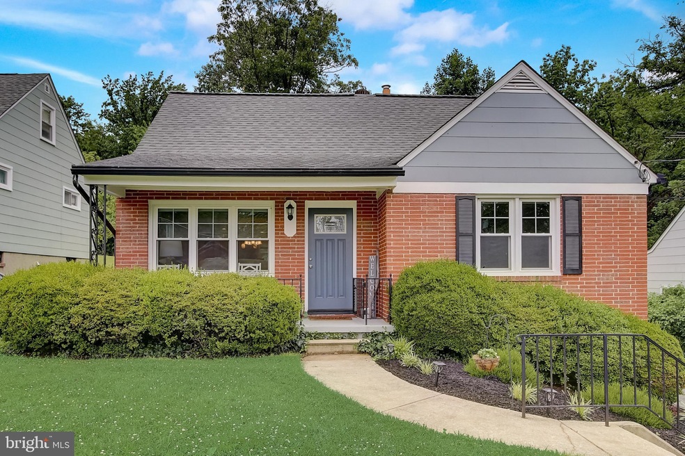 1816 Wildwood Ave, Parkville, MD 21234 - photo 1