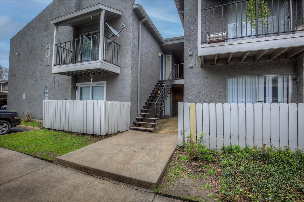 5005 Skillman St unit 115D, Dallas, TX 75206 - photo 1