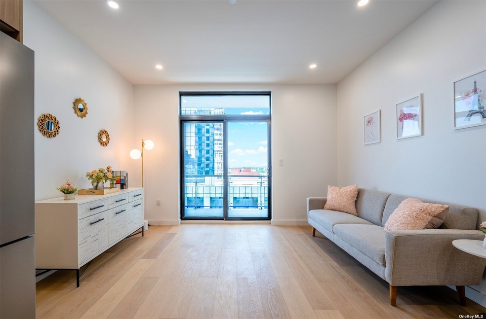 35th Street Condominium unit 5C, Flushing, NY 11354 - photo 1