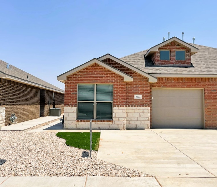 1915 Langford Ave unit A, Lubbock, TX 79407 - photo 1
