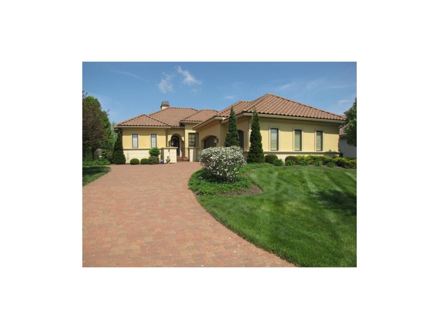 Beautiful curb appeal!
