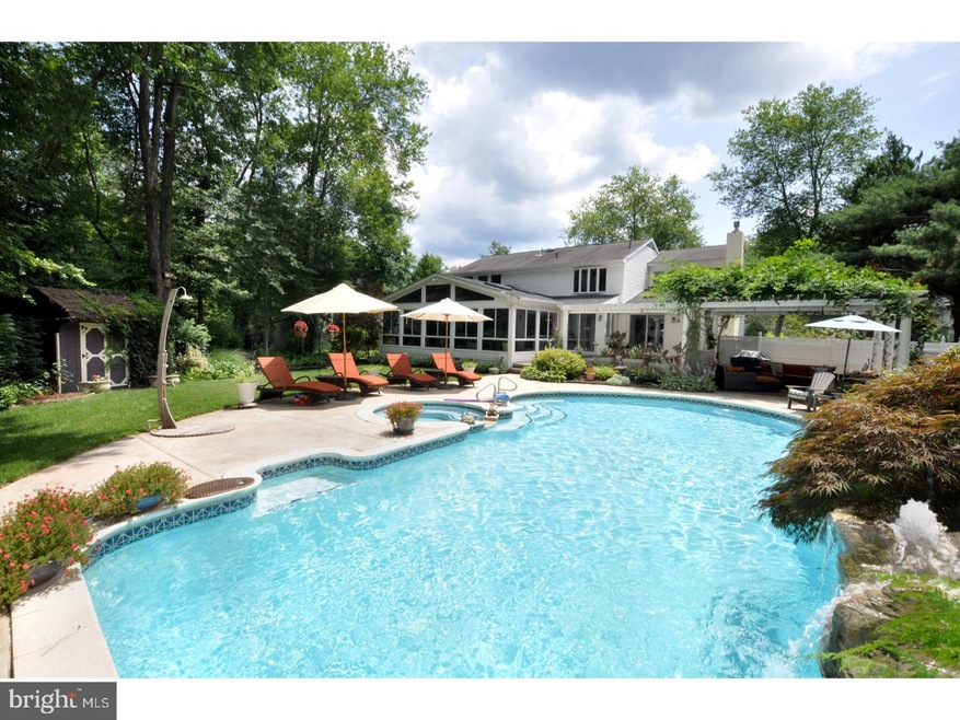 105 Woodthrush Trail W, Medford, NJ 08055 - photo 1