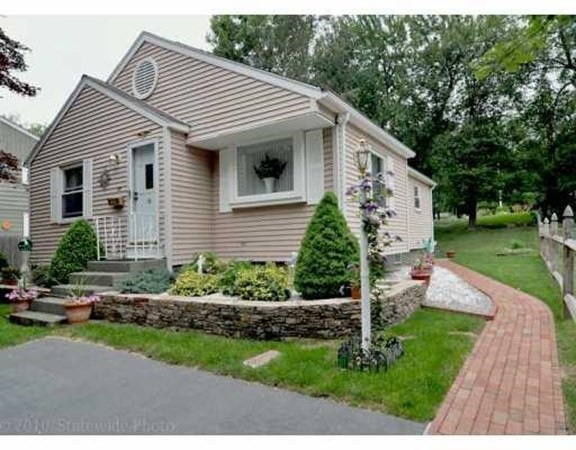 18 Brown Ave, North Providence, RI 02911 - photo 1