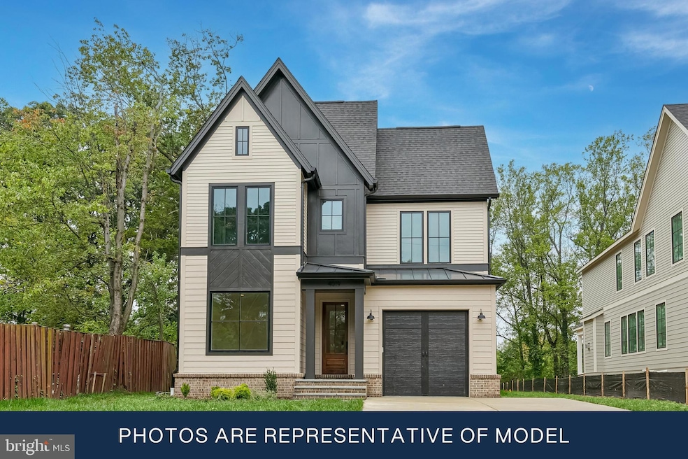 3113 8th St N, Arlington, VA 22201 - photo 1