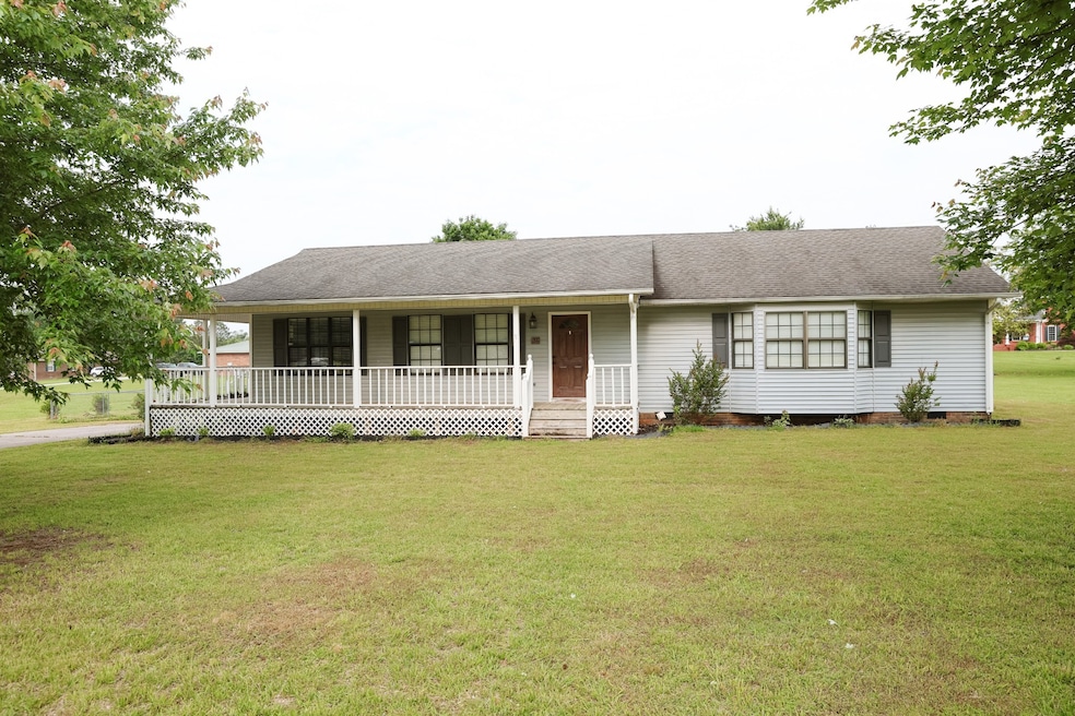 31 Community Rd, Lawrenceburg, TN 38464 - photo 1